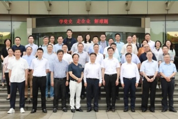 浙江省經(jīng)信廳副廳長厲敏調研巨石